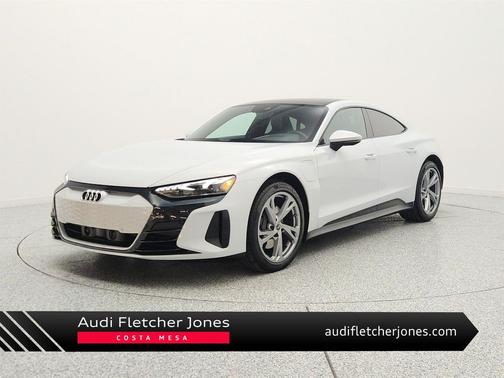 Suzuka Gray Metallic 2023 Audi e-tron GT Premium Plus quattro