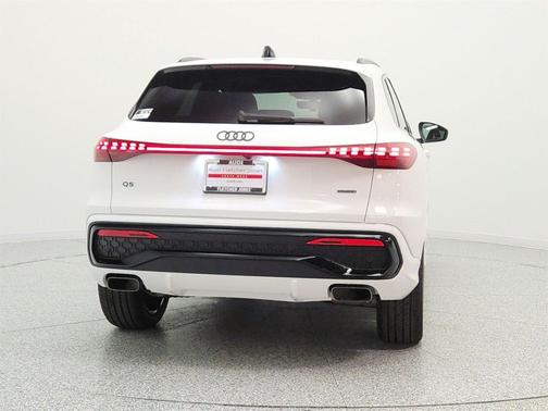 Arkona White 2026 Audi Q5 Premium Plus TFSI quattro S tronic