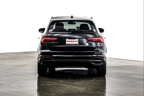 2025 Audi Q3 45 S line Premium Plus