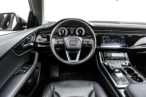 2023 Audi Q8 55 Premium Plus