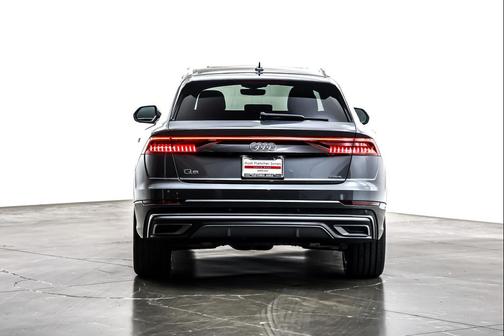 2023 Audi Q8 55 Premium Plus