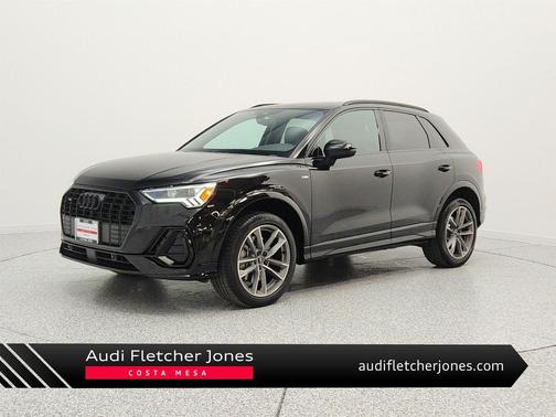 Mythos Black Metallic 2023 Audi Q3 Premium 45 TFSI S line quattro Tiptronic