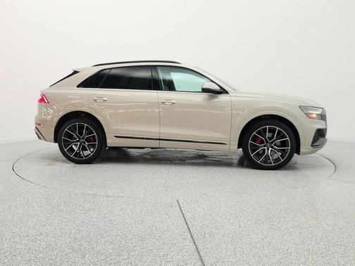 Vicuna Beige Metallic 2023 Audi Q8 55 Premium Plus