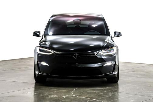 2024 Tesla Model X Long Range