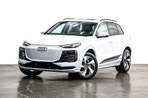 2025 Audi Q6 e-tron Premium Plus quattro