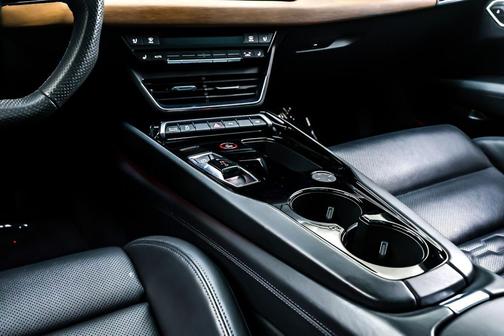 2024 Audi e-tron GT Premium Plus quattro