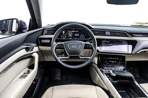 2023 Audi e-tron Premium quattro