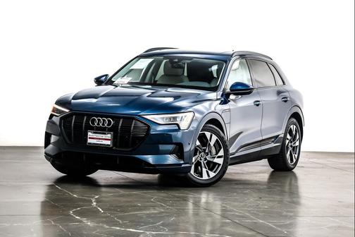2023 Audi e-tron Premium quattro