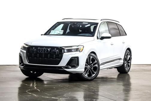 2026 Audi Q7 55 Premium Plus