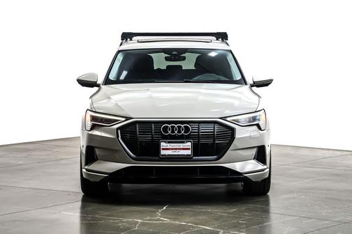 2021 Audi e-tron Prestige