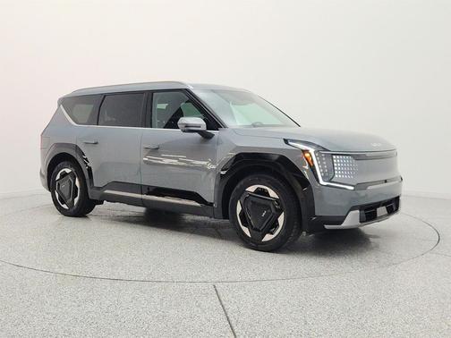 Iceberg Green 2024 Kia EV9 Land