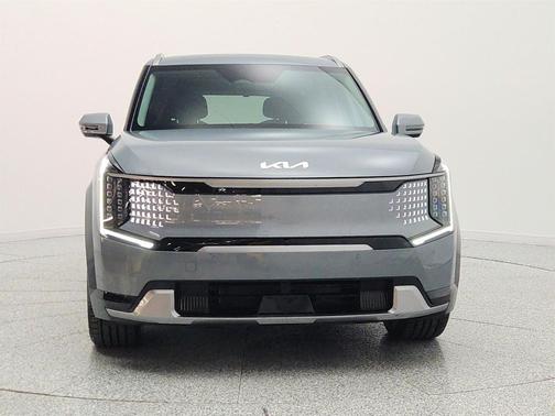 Iceberg Green 2024 Kia EV9 Land