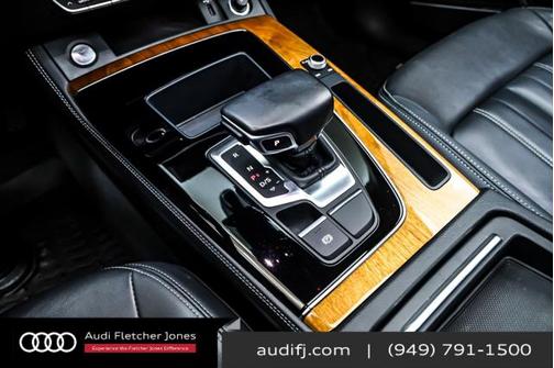 2022 Audi Q5 45 S line Premium Plus