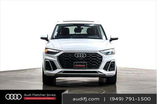 2022 Audi Q5 45 S line Premium Plus