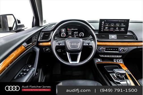 2022 Audi Q5 45 S line Premium Plus