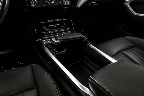 2024 Audi Q8 e-tron Premium