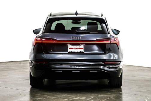 2024 Audi Q8 e-tron Premium