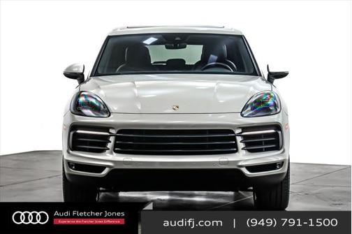 2023 Porsche Cayenne Platinum Edition