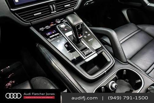 2022 Porsche Cayenne Cayenne