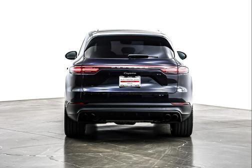 2022 Porsche Cayenne Cayenne