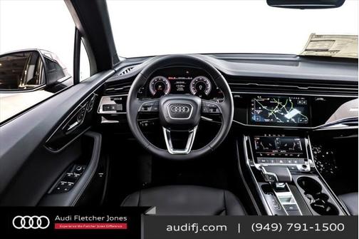 2025 Audi Q7 45 Premium Plus