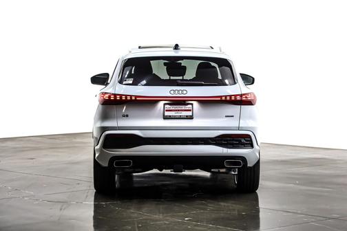 2025 Audi Q5 Premium Plus