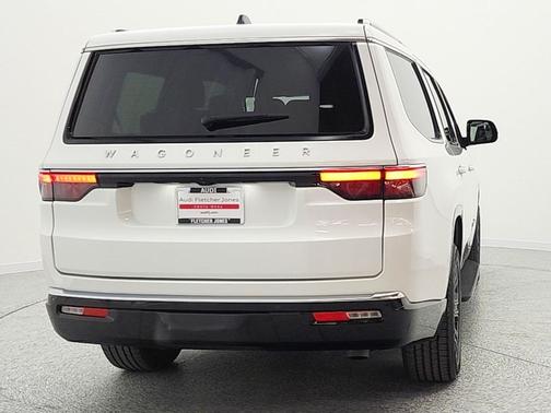 Bright White Clearcoat 2025 Jeep Wagoneer 4x4