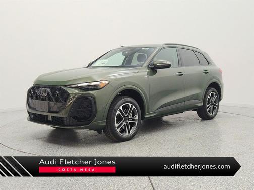 District Green Metallic 2026 Audi Q5 Premium TFSI quattro S tronic