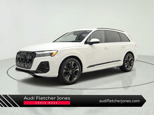 Glacier White Metallic 2026 Audi Q7 55 Premium Plus