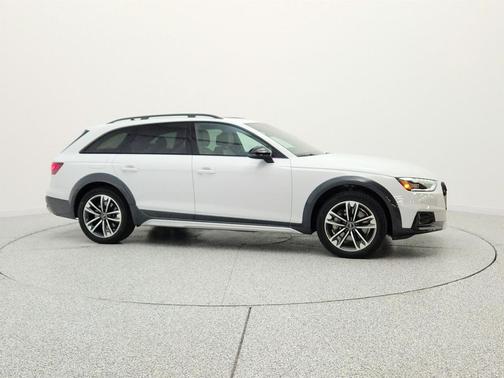 Glacier White Metallic 2024 Audi A4 allroad 45 Premium Plus