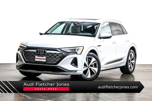 2024 Audi Q8 e-tron Premium Plus