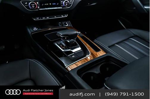 2024 Audi Q5 40 Premium