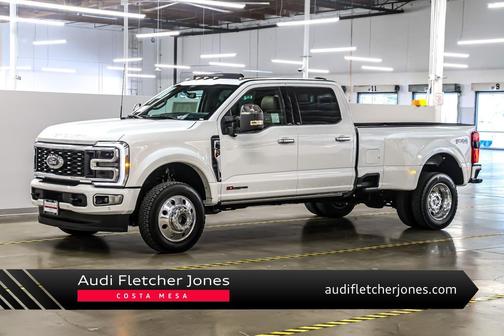 Star White Metallic Tri-Coat 2026 Ford F-450 Platinum