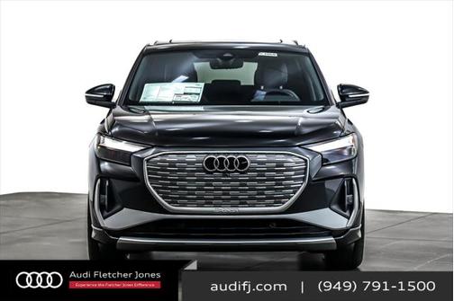 2025 Audi Q4 e-tron Premium 55 quattro
