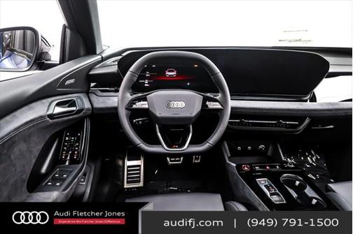 2025 Audi SQ6 e-tron Premium Plus quattro