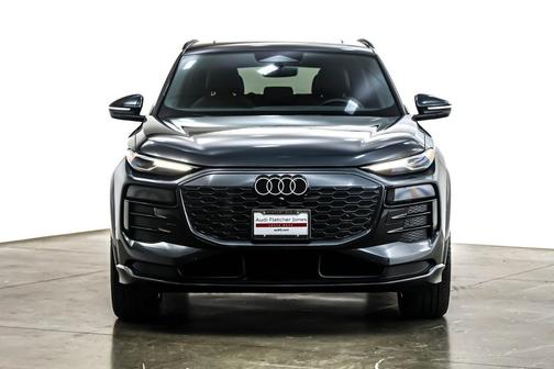 2025 Audi Q6 e-tron Premium quattro