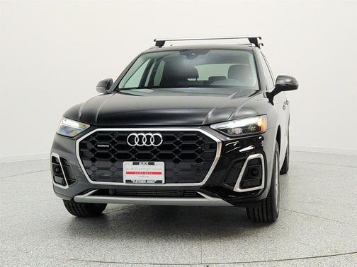 Mythos Black Metallic 2023 Audi Q5 45 S line Premium