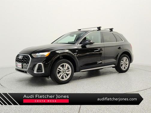 Mythos Black Metallic 2023 Audi Q5 45 S line Premium