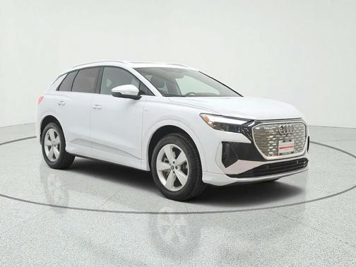 Glacier White Metallic 2024 Audi Q4 e-tron Premium 50 quattro