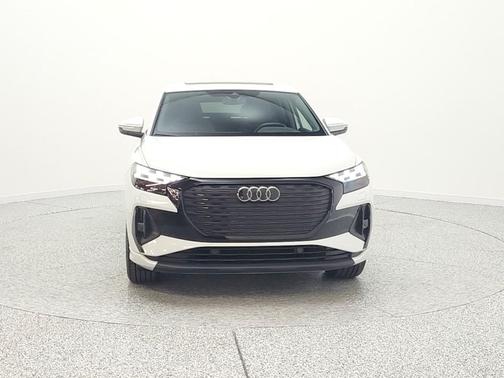 Glacier White Metallic 2023 Audi Q4 e-tron Sportback Prestige 50 quattro