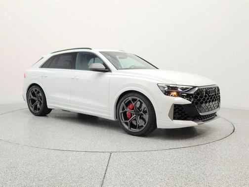 carrara white 2026 Audi RS Q8 4.0T