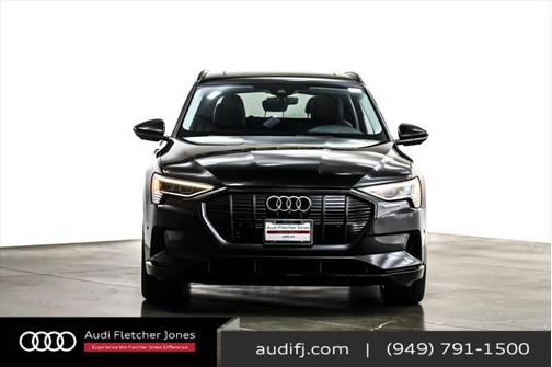2022 Audi e-tron Premium