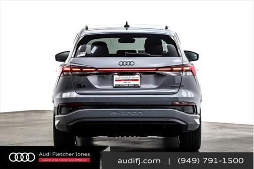 2025 Audi Q4 e-tron Premium 55 quattro