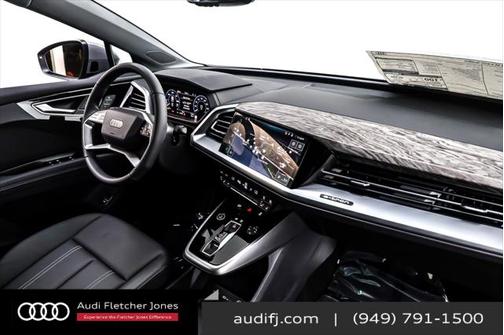 2025 Audi Q4 e-tron Premium 55 quattro