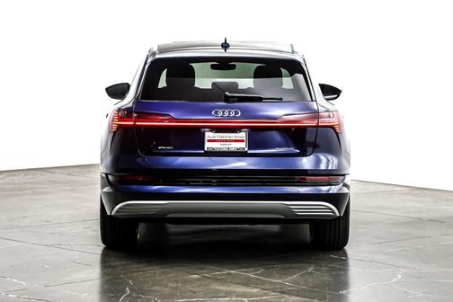 2022 Audi e-tron Premium