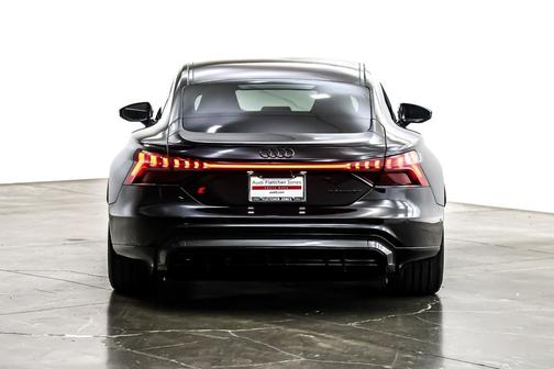 2023 Audi RS e-tron GT quattro