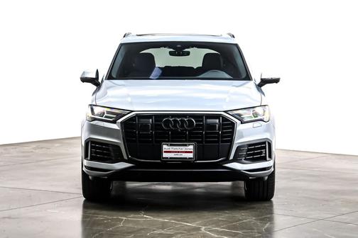2023 Audi Q7 55 Premium Plus