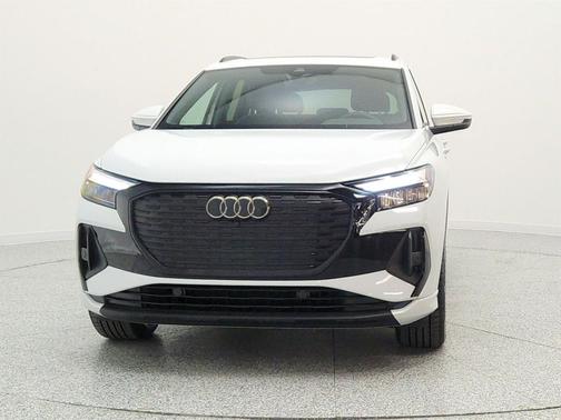 Glacier White Metallic 2023 Audi Q4 e-tron Premium Plus 50 quattro