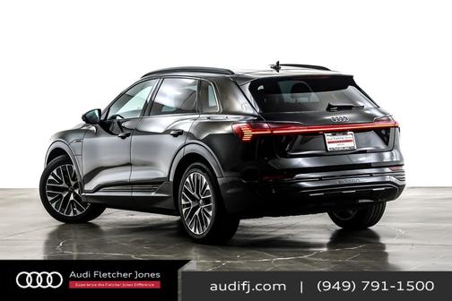 2024 Audi Q8 e-tron Premium Plus