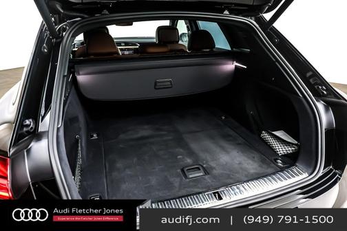 2024 Audi Q8 e-tron Premium Plus